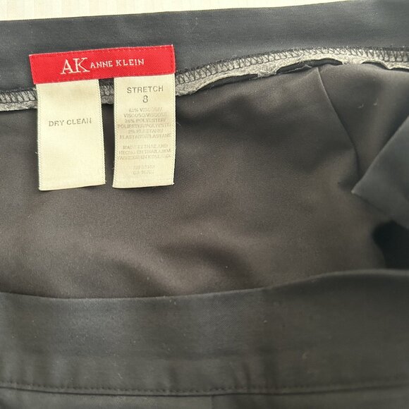 AK Anne Klein - Black Pleated Skirt - Size 8 - Picture 8 of 10